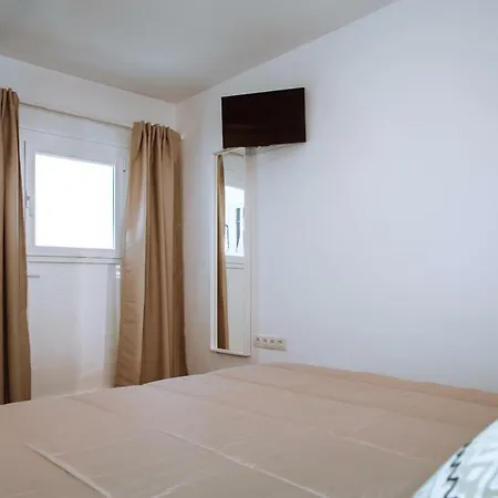 Victoria * Puerto del Carmen (Lanzarote)