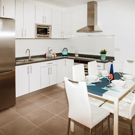 Victoria Apartment *